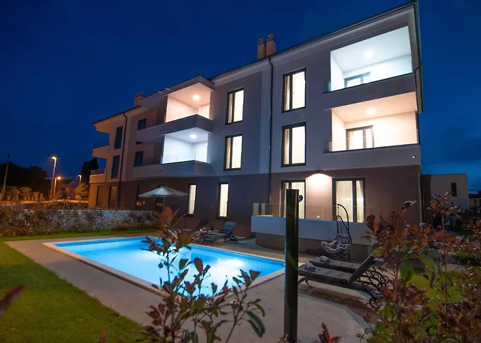 Luxury Vela With Swimming Pool Appartement *