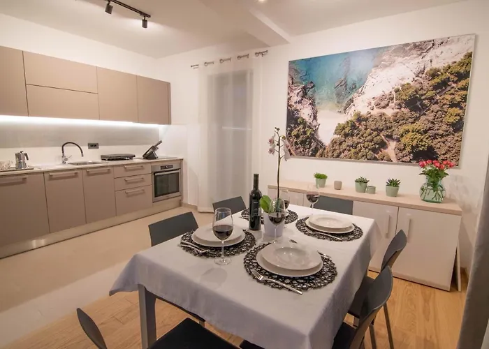 Appartamento Luxury Vela With Swimming Pool Premantura